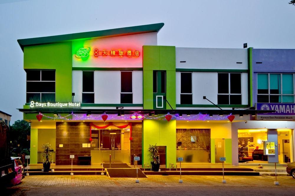 Hotel Zamburger Skudai Dış mekan fotoğraf